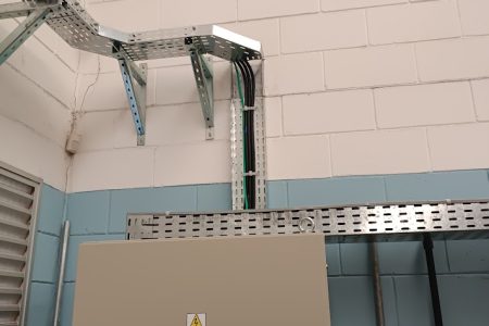 Instalações Elétricas Comerciais e Industriais